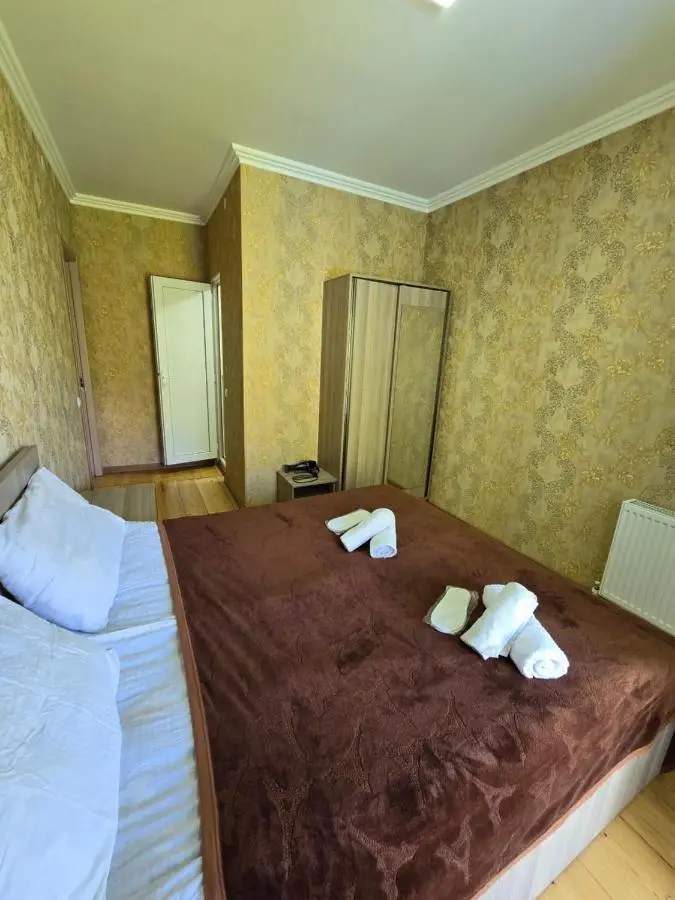 Hotel Garbani
