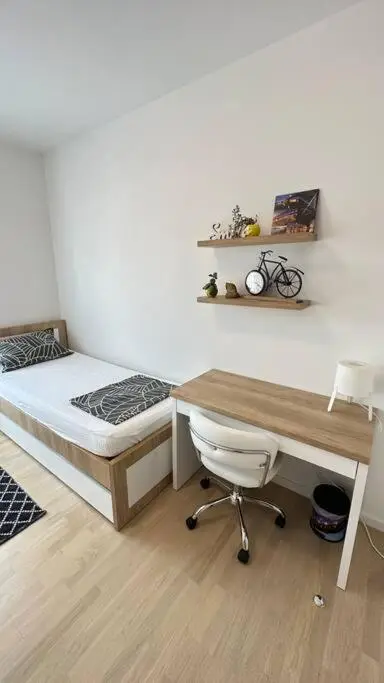 Apartment River 503