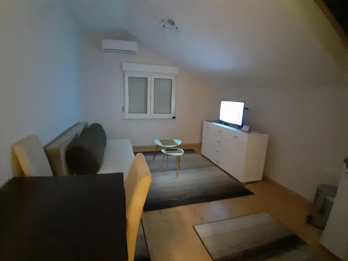 Apartment Beba
