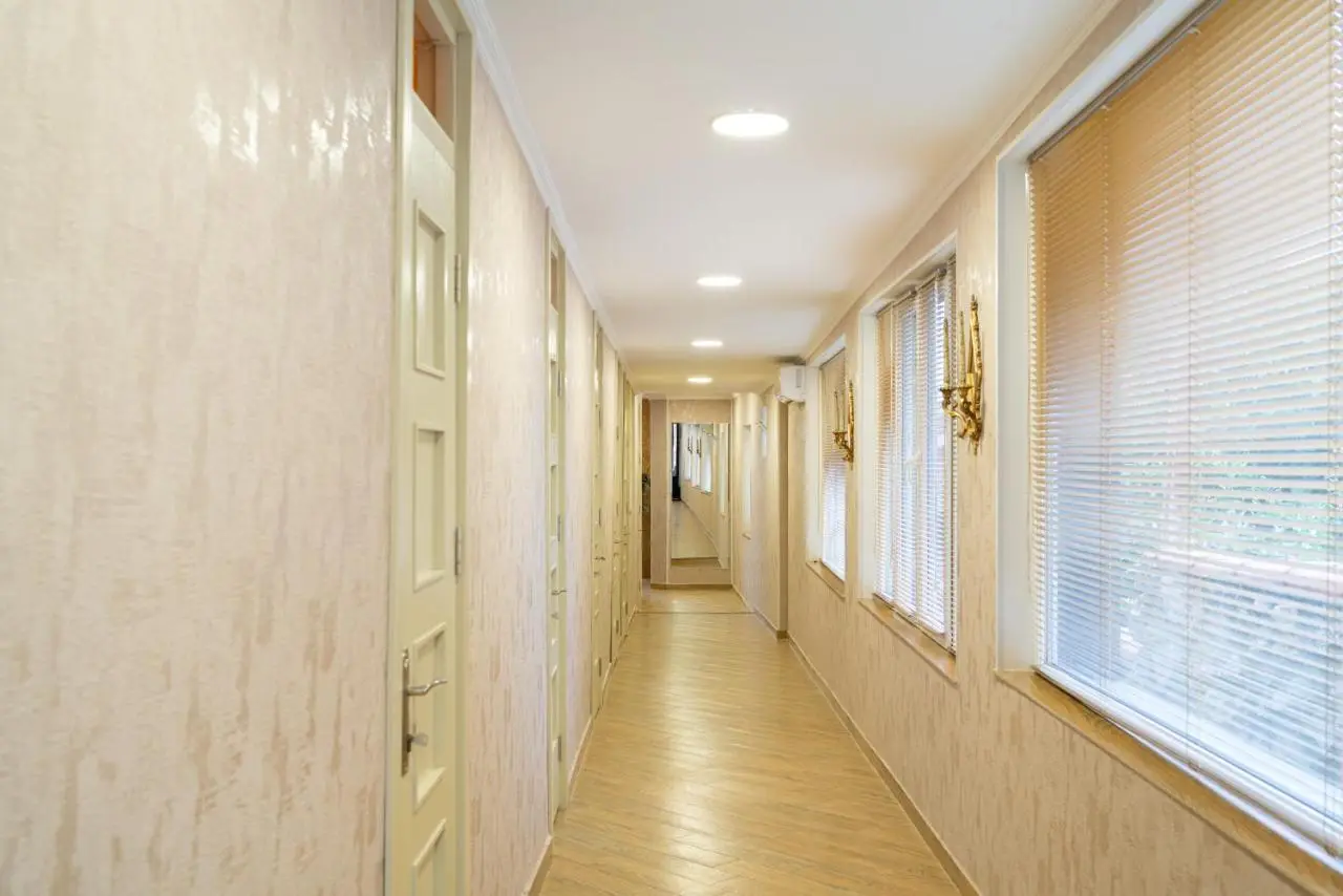Hotel BANI
