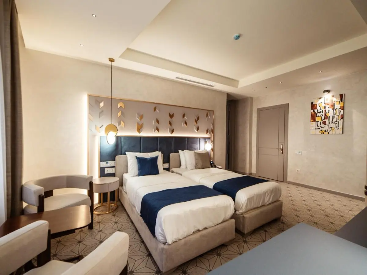 Meridian Luxury Boutique Hotel