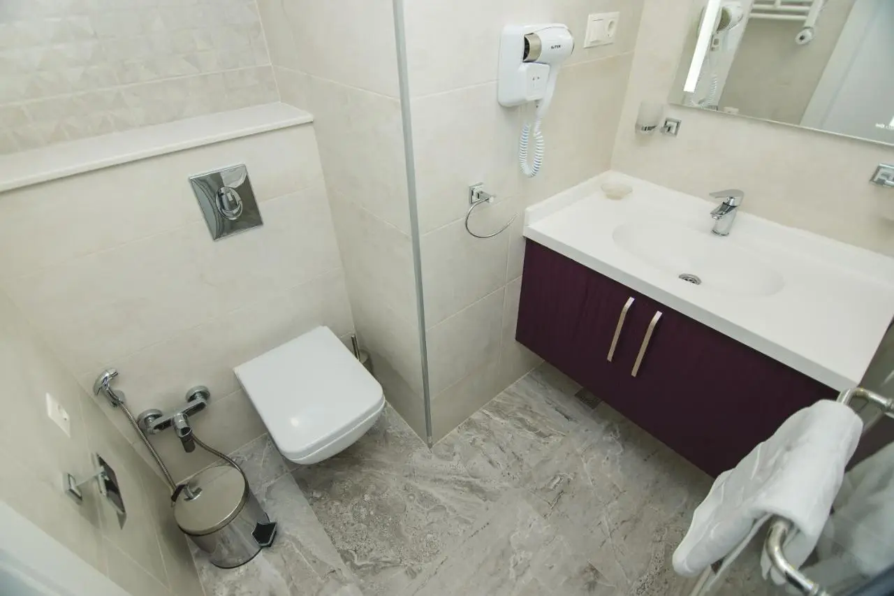 Your Sunshine Apartments in Alliance Palace