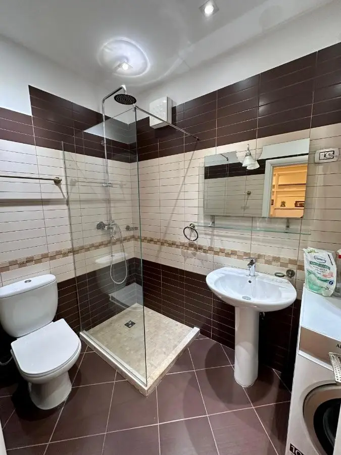 Center Apartment Easy