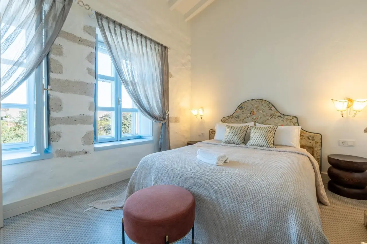 Alaçatı Taş Otel