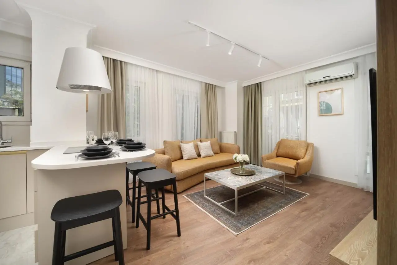 Marmada Suites