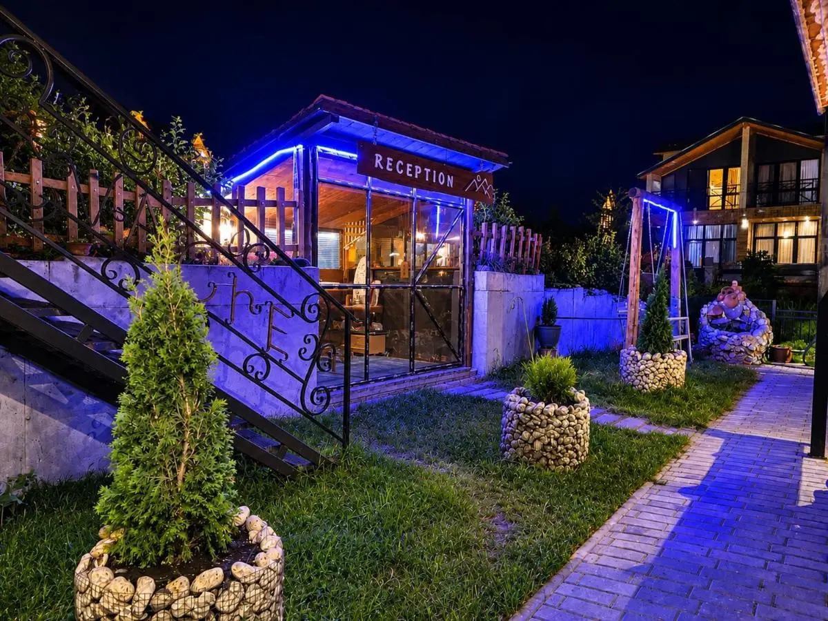 Vache Hotel