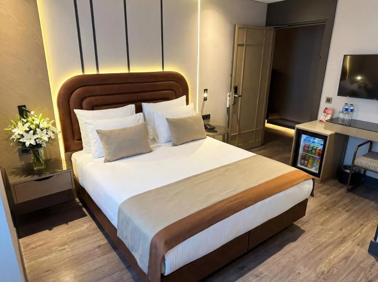 Edition Old City Hotel