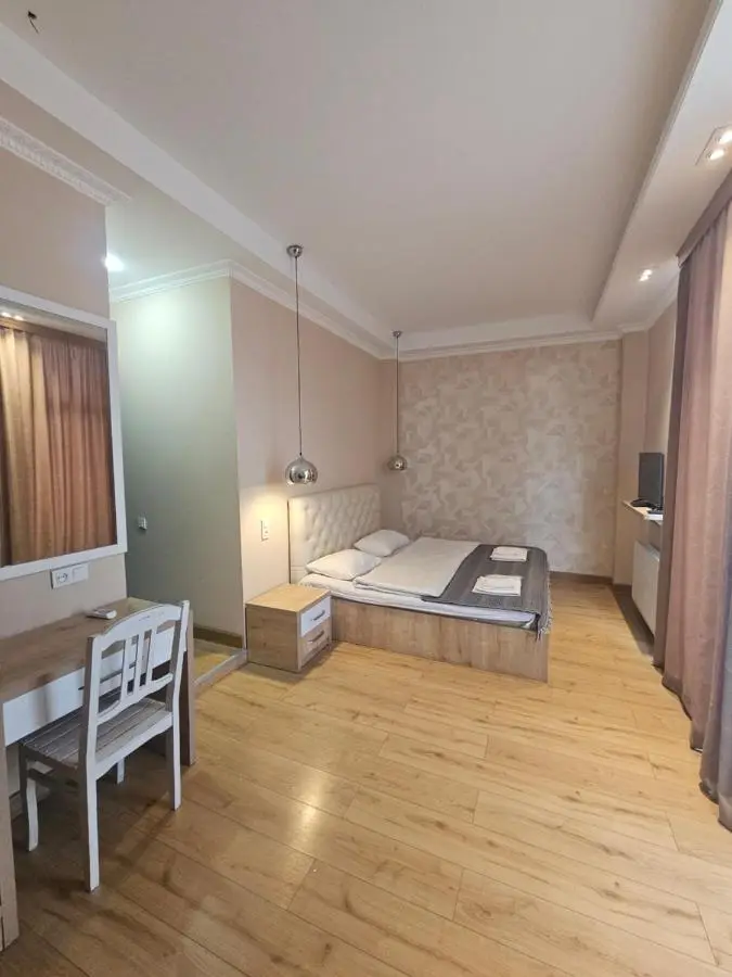 Happy Stay Hotel