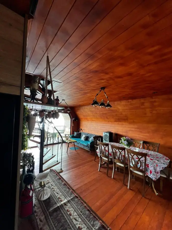 Nakas cottage