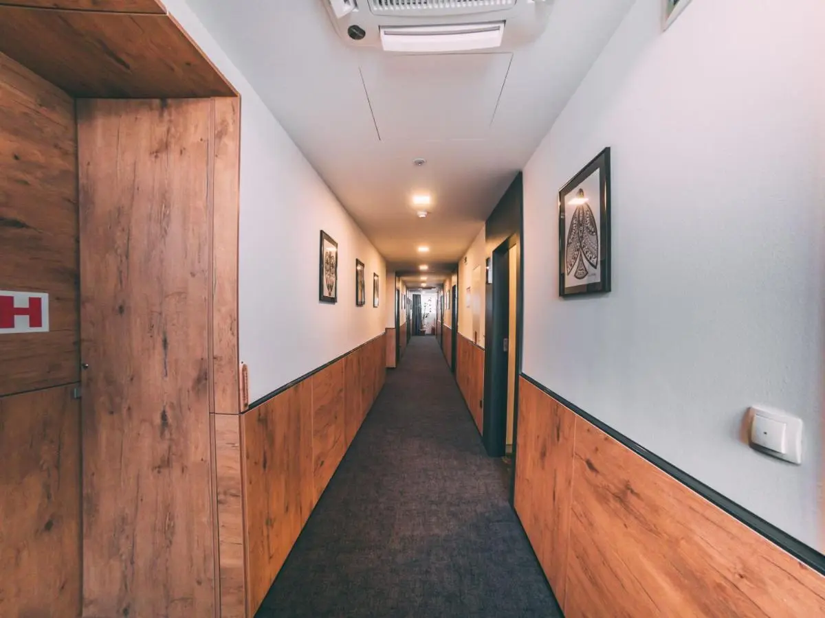 Orange Hotel