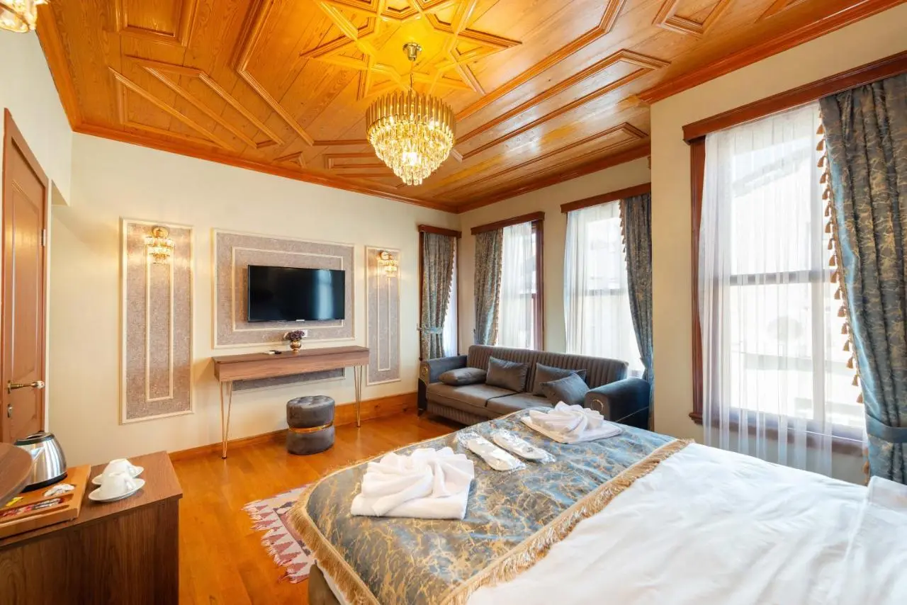 Brown Mansion Oldcity