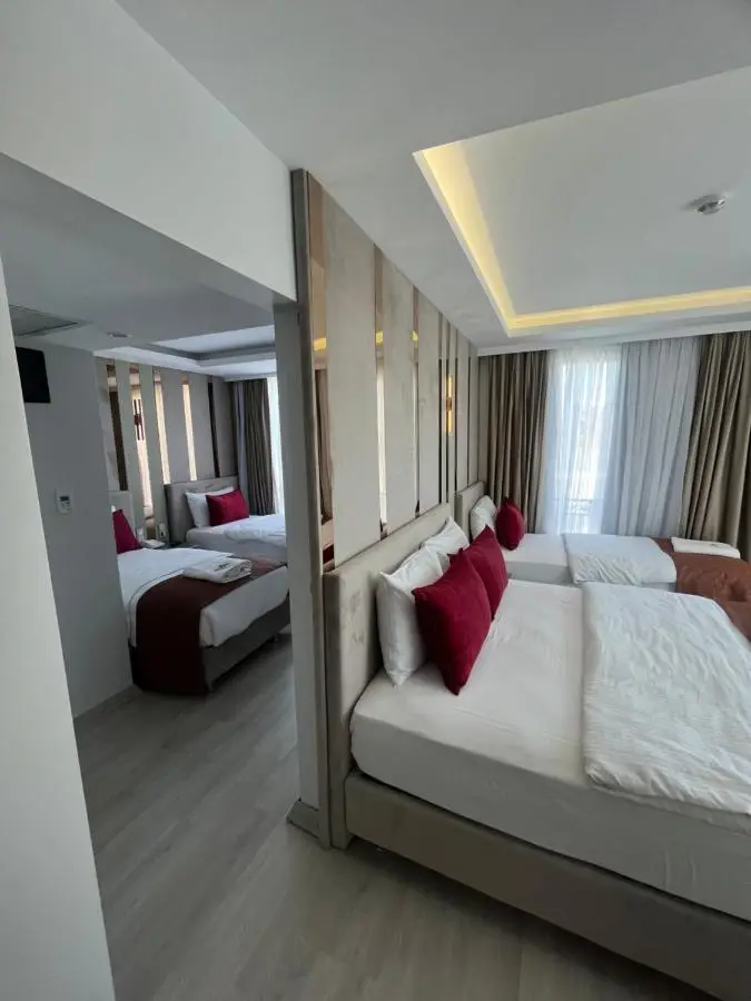 Cetin Port Hotel
