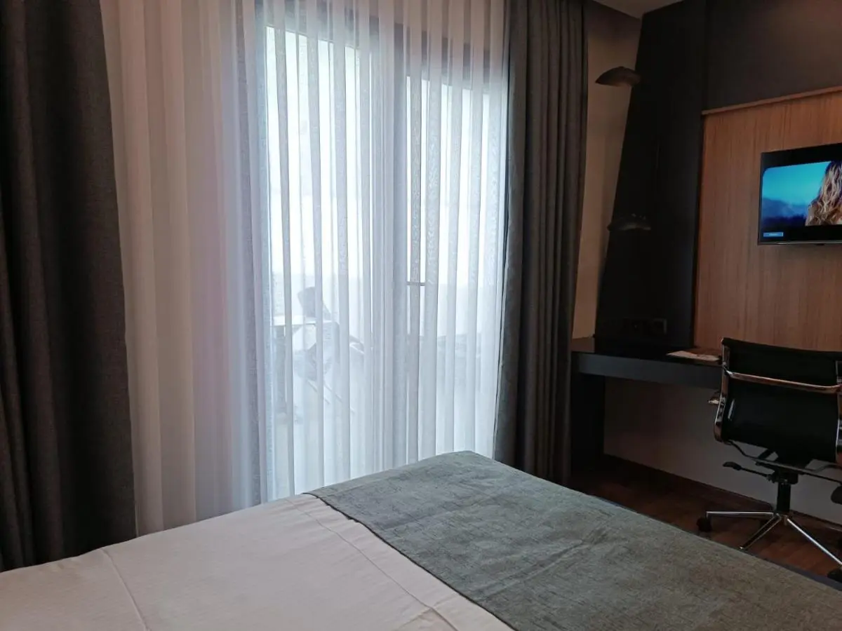 Expoist Hotel