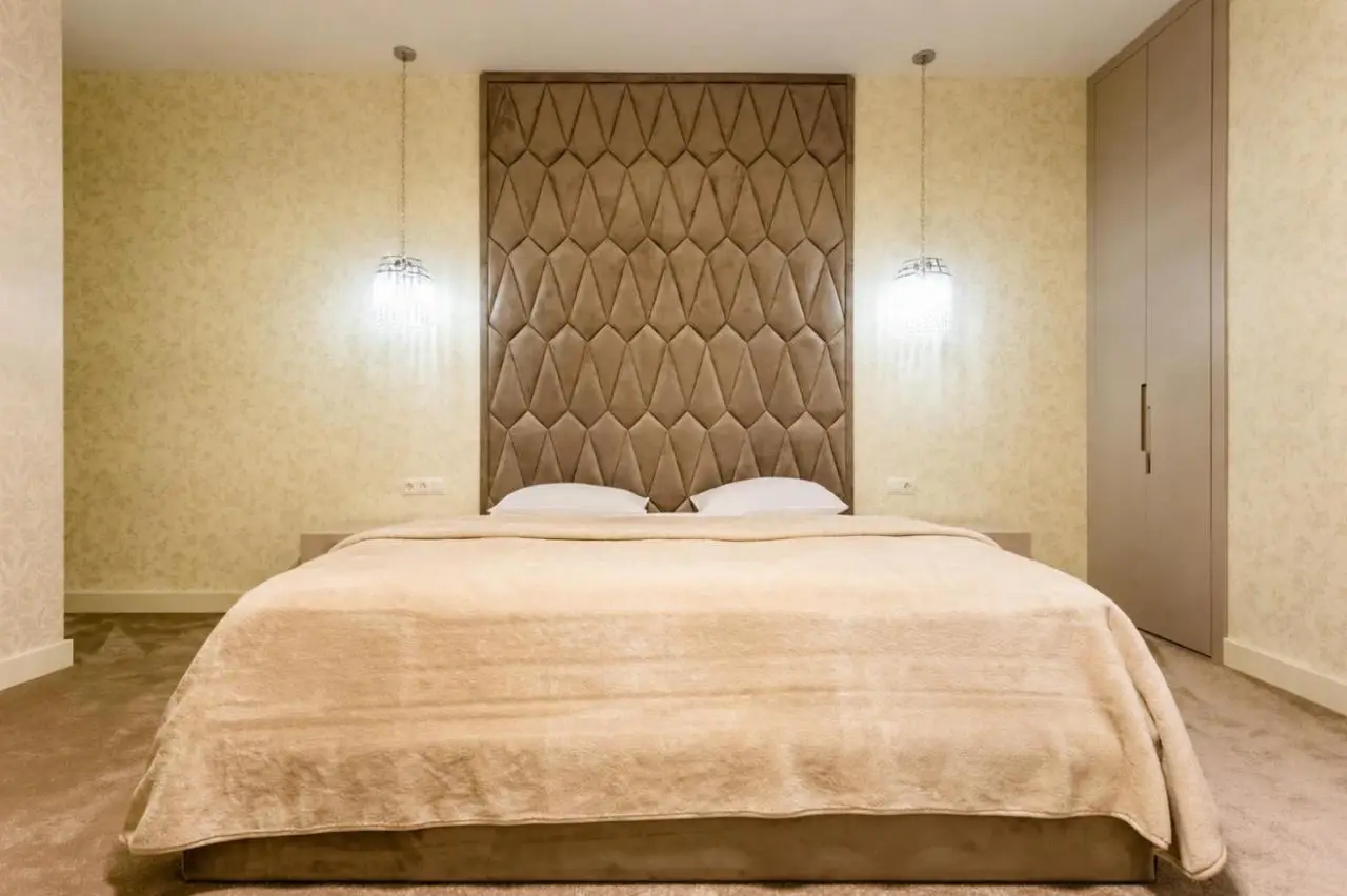 2 Bedroom Deluxe Apartment In The City Center