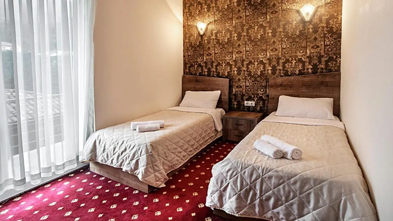 Orange Hotel