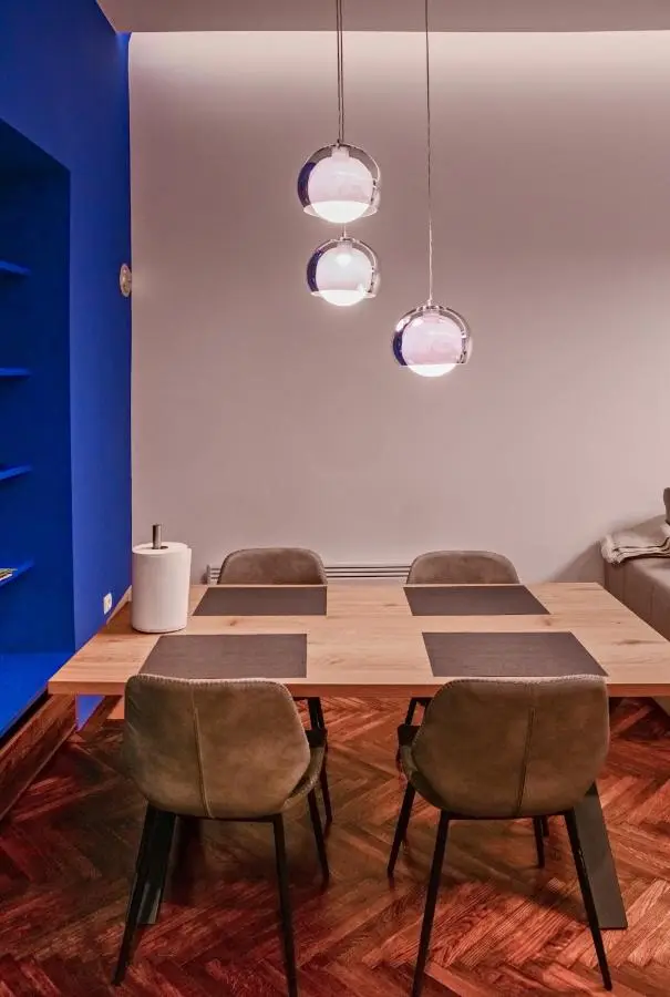 Modern & Comfortable Apartment in the City Center