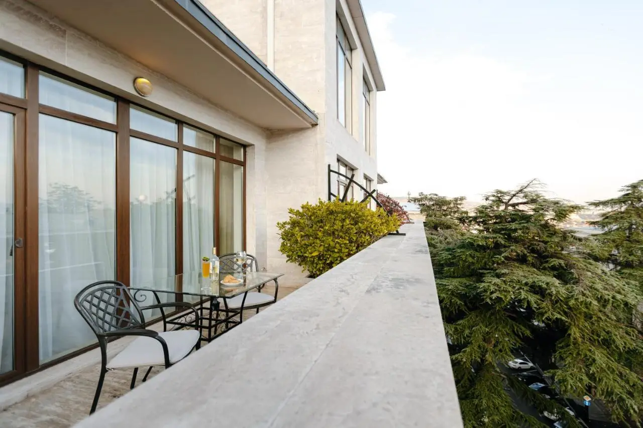 Citrus Hotel