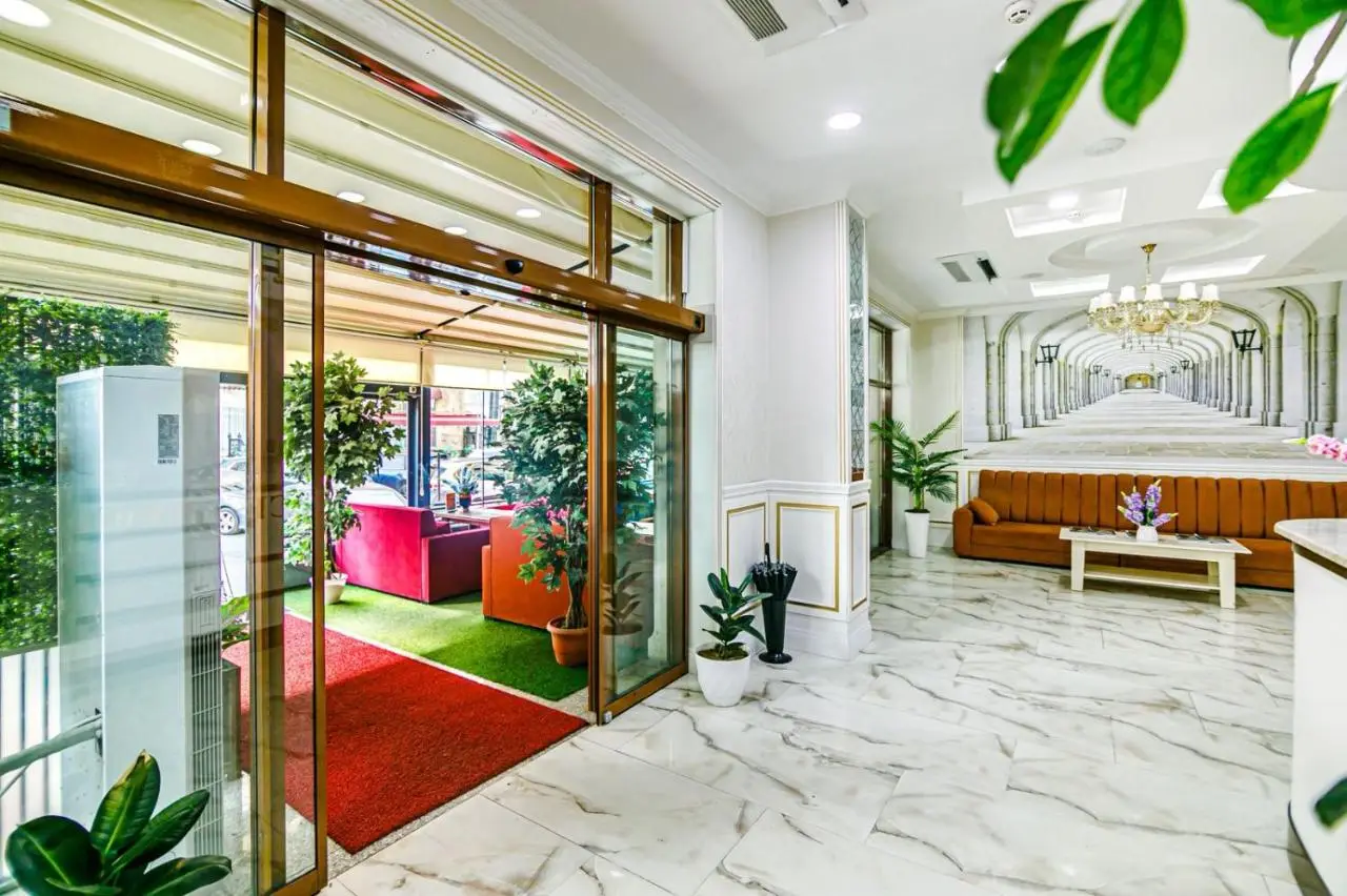 Maris Hotel Baku