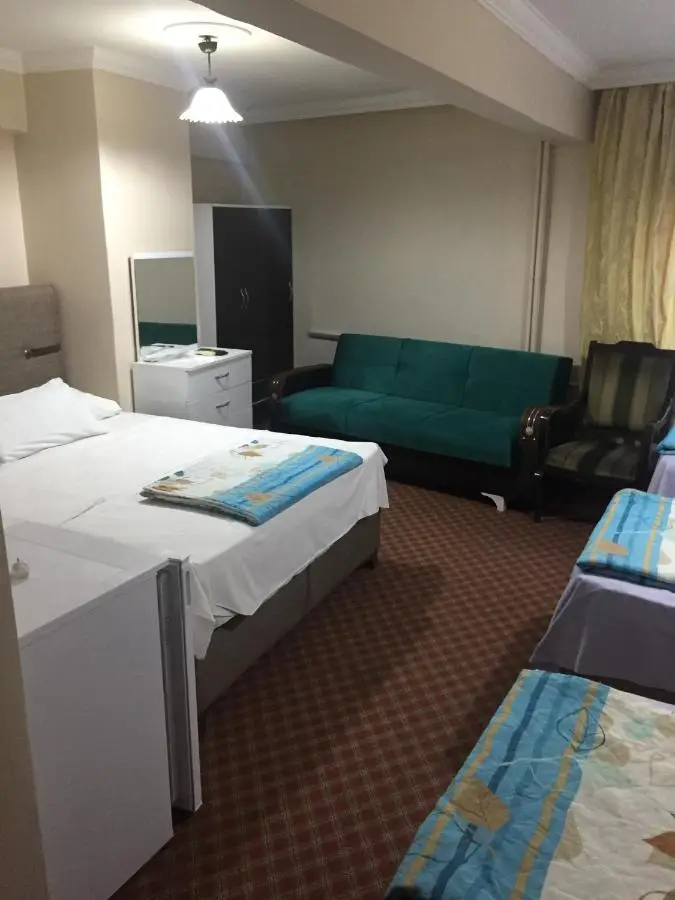 Paris Hotel
