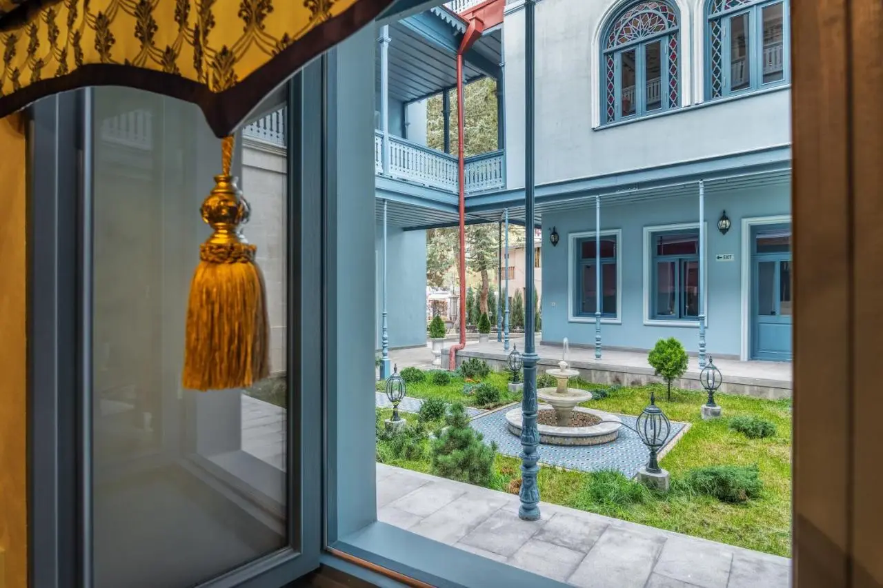 Golden Tulip Borjomi
