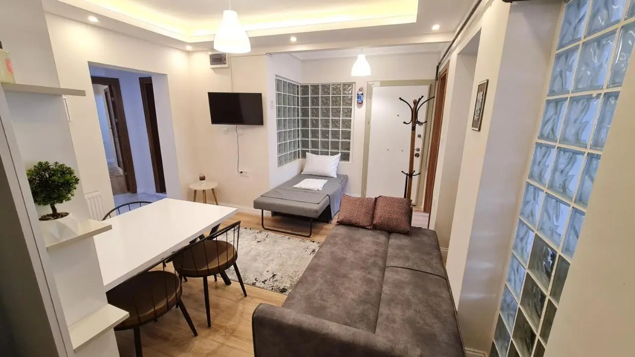 Cozy Spacious near Green Mosque