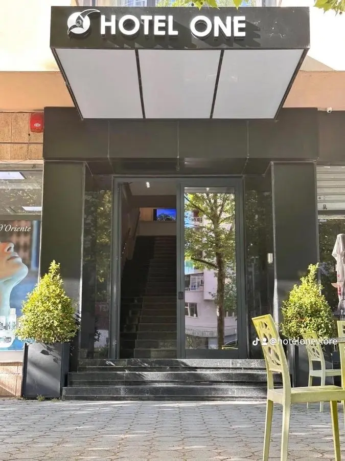 Hotel One