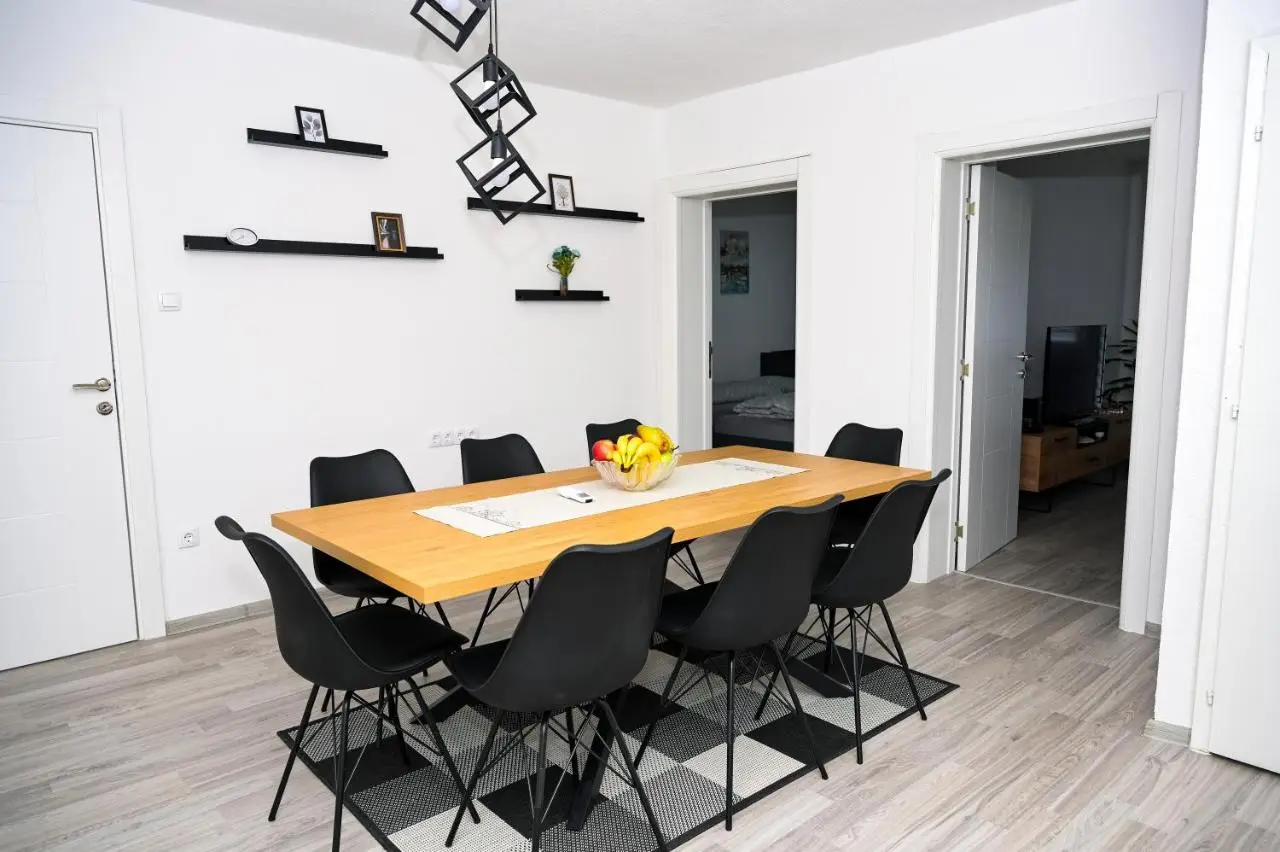 Apartman Castello