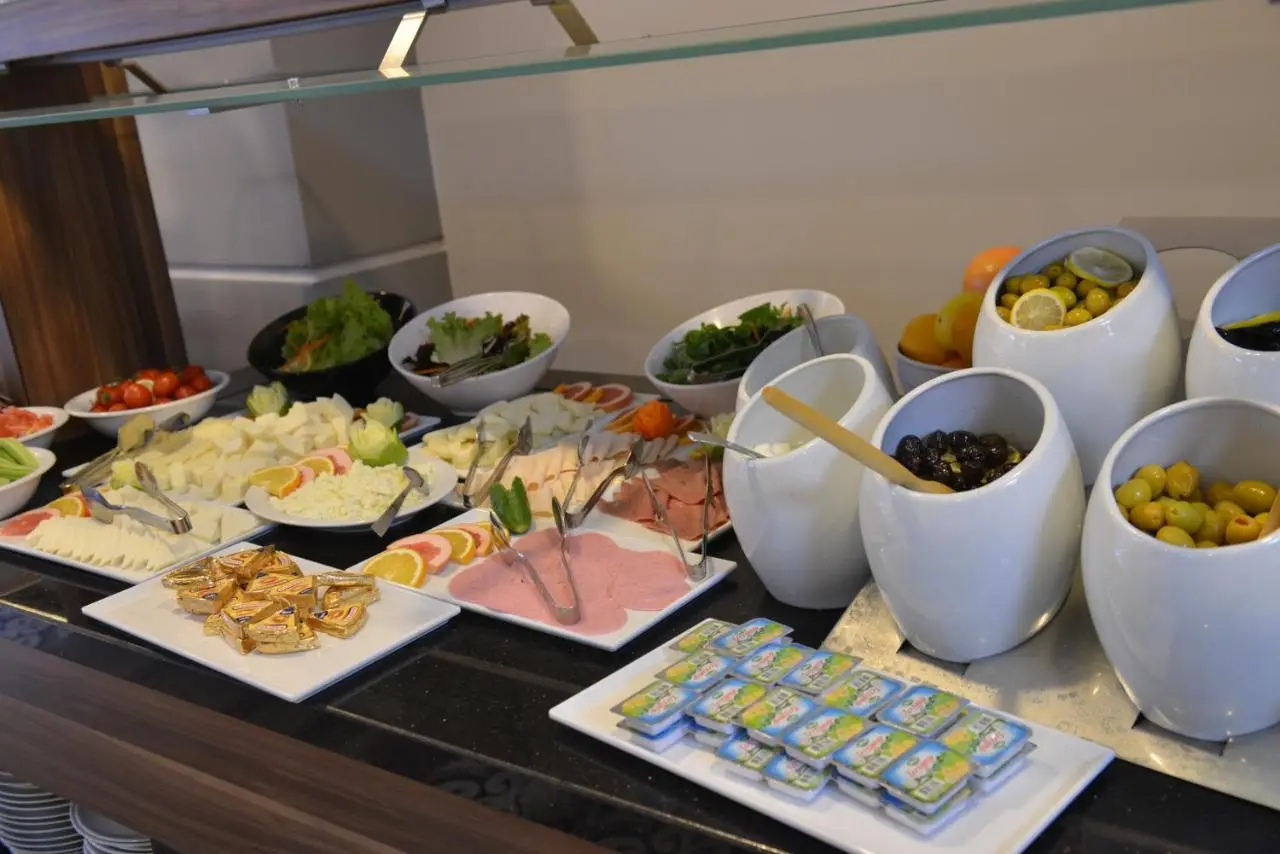 Litros Hotel & Spa