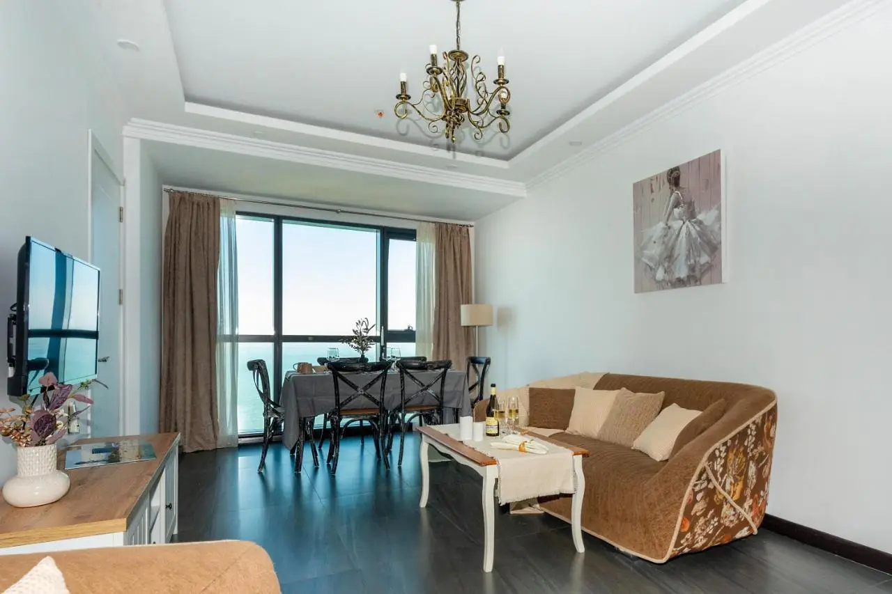 Coastal Oasis - Sea View Porta Batumi 2 bedroom apartment