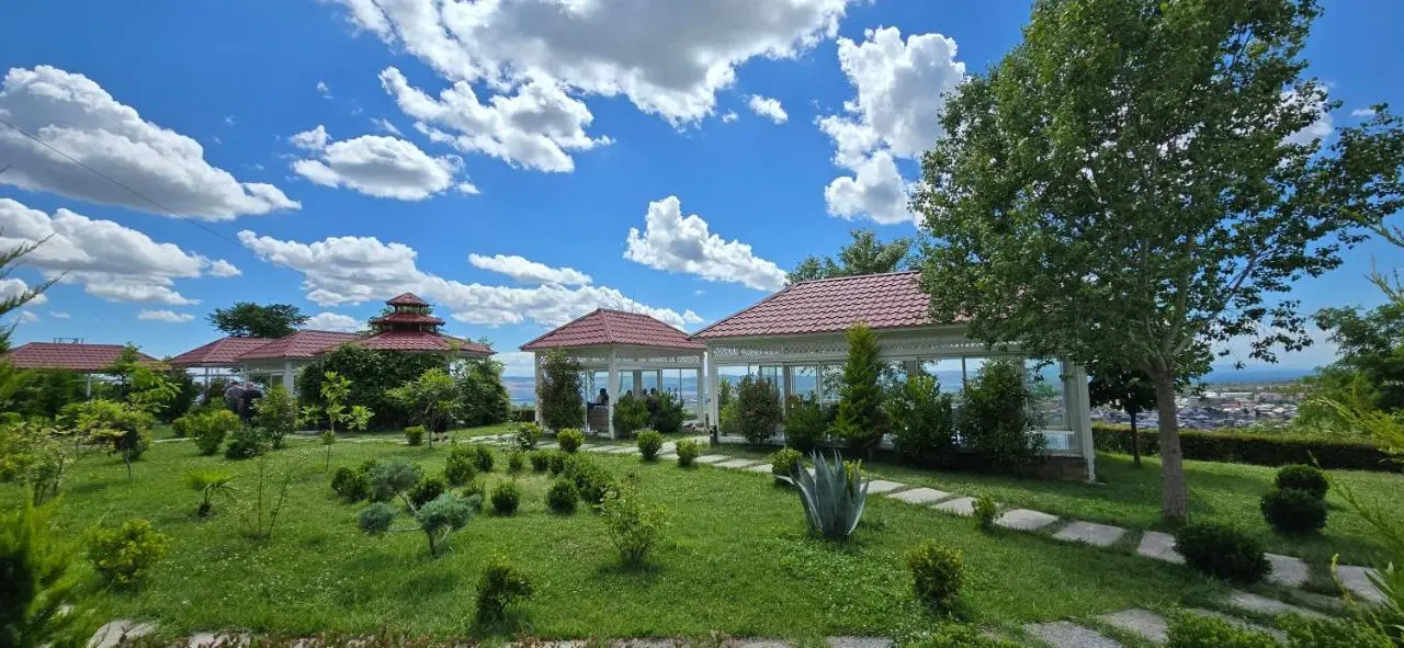 Ruma Qala Hotel