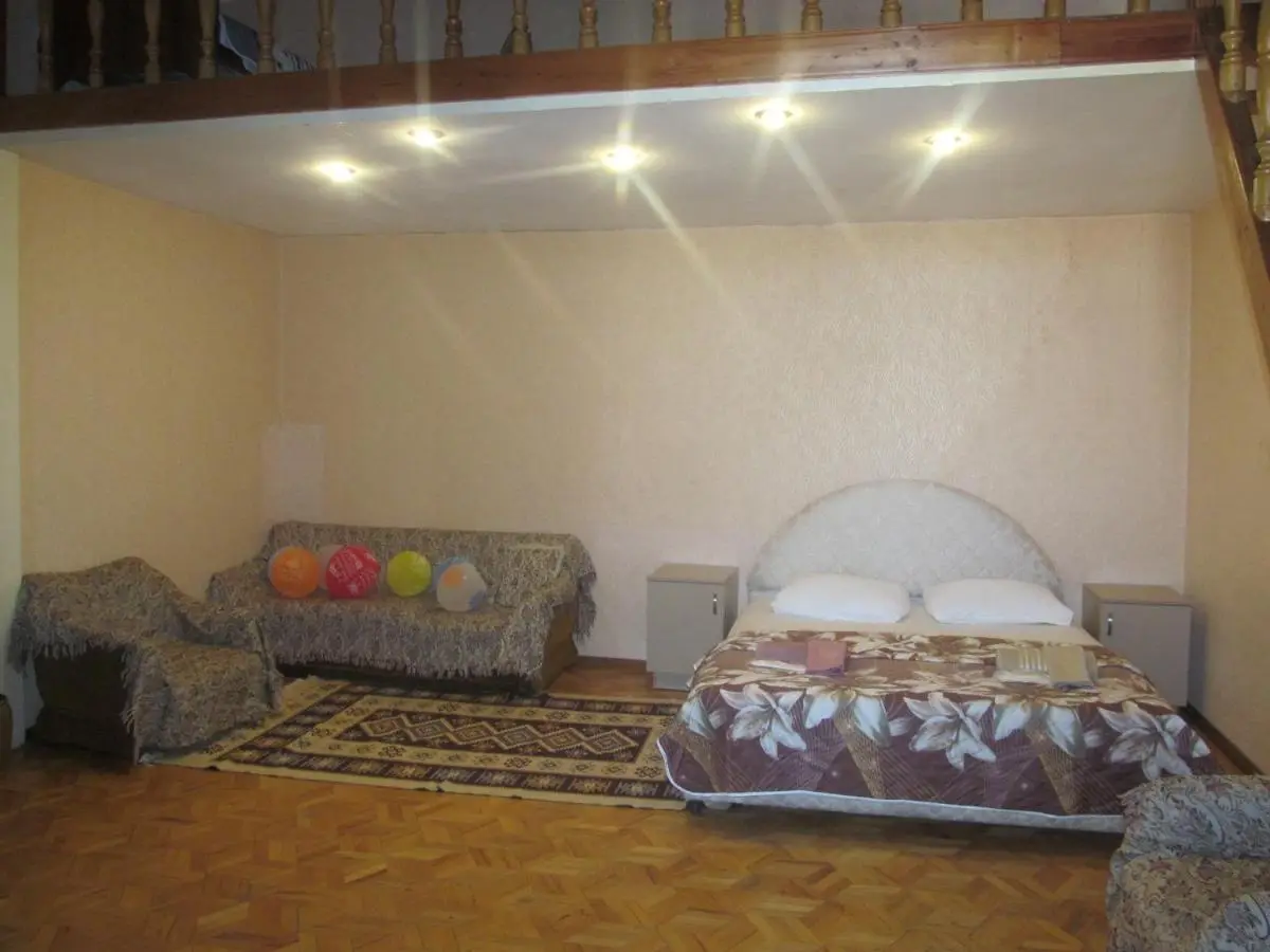 Grandma`s Hotel