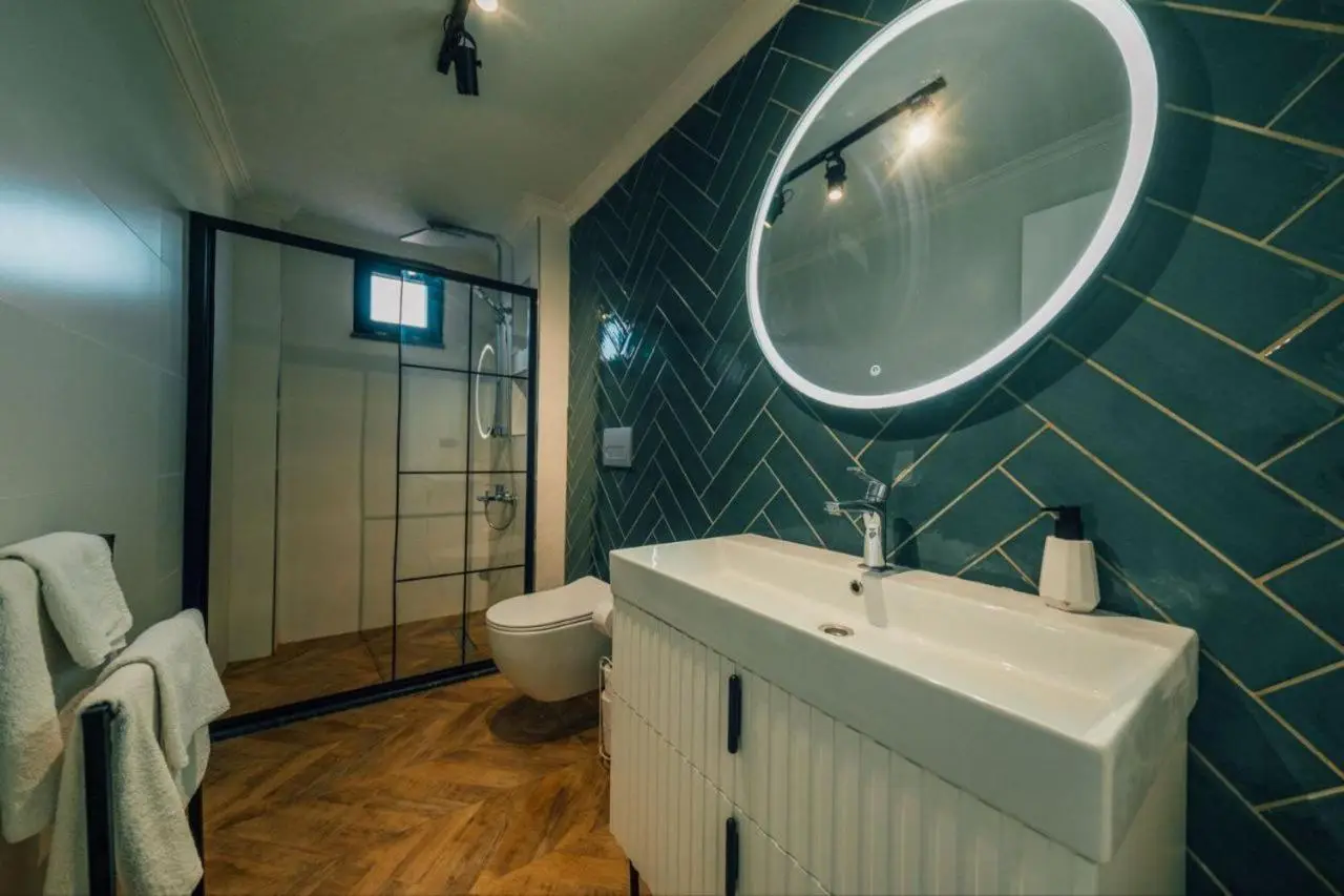 Sapanca İnci Suit