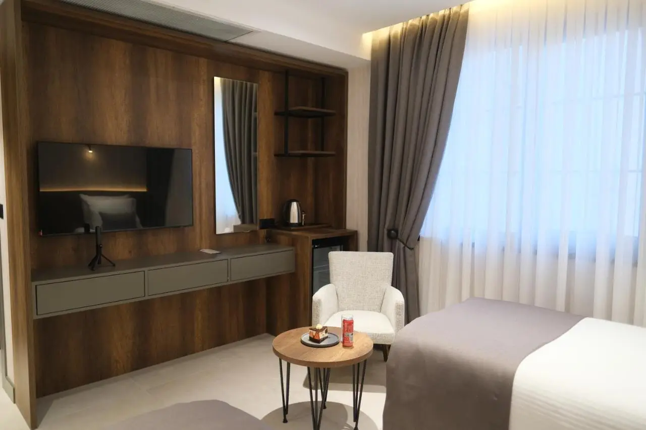 1921 justa sefa otel