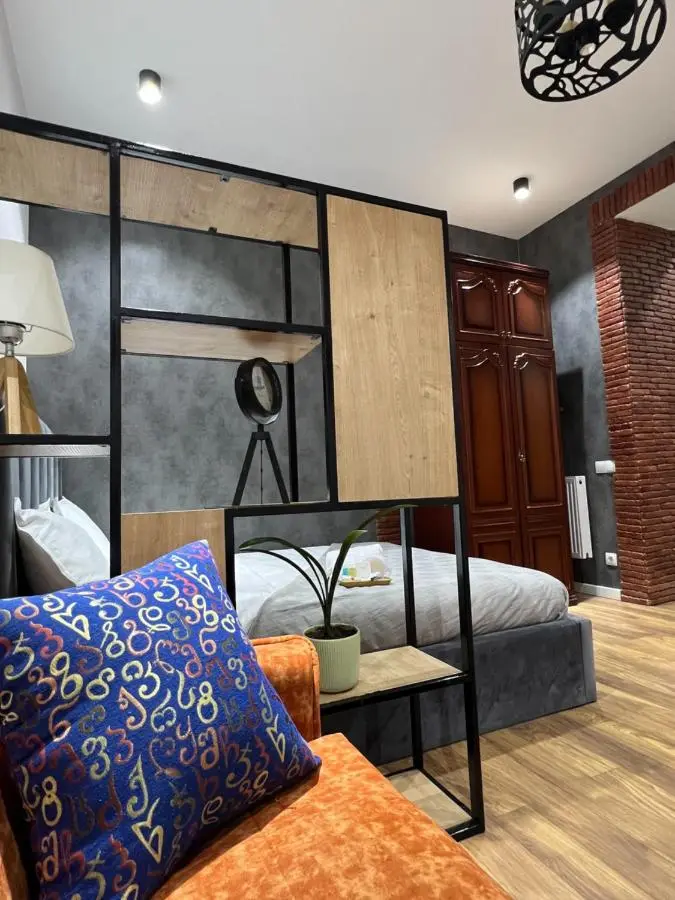 Room 42