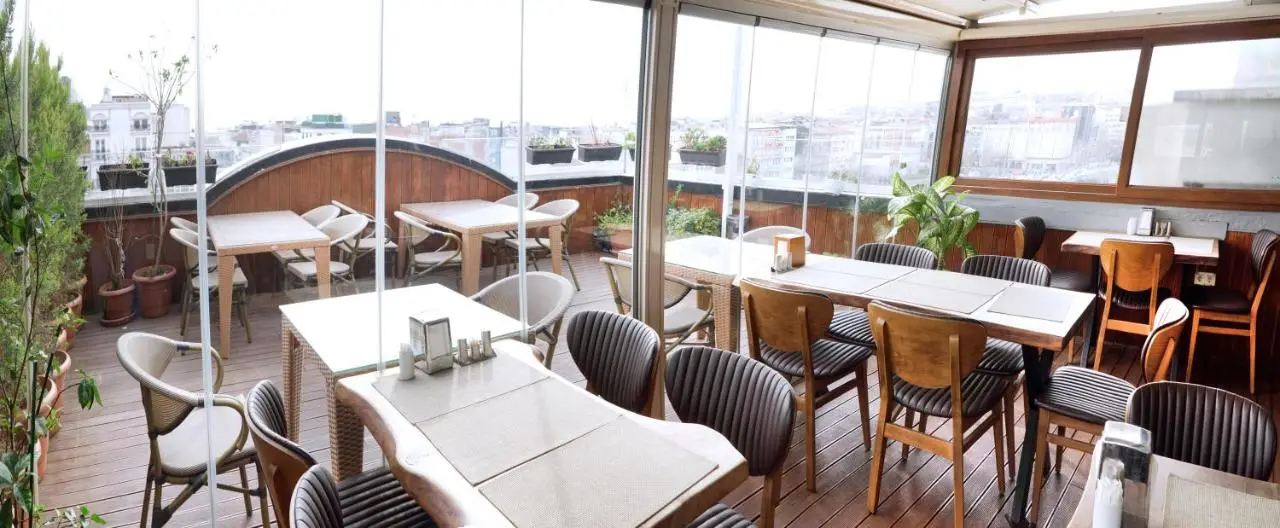 Parmada Hotel