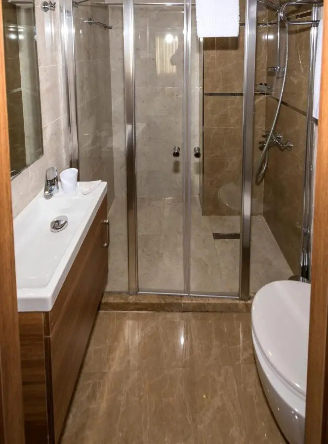 BGuest Hotel & Residence