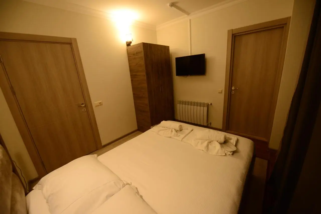 Hotel Aristocrat Batumi