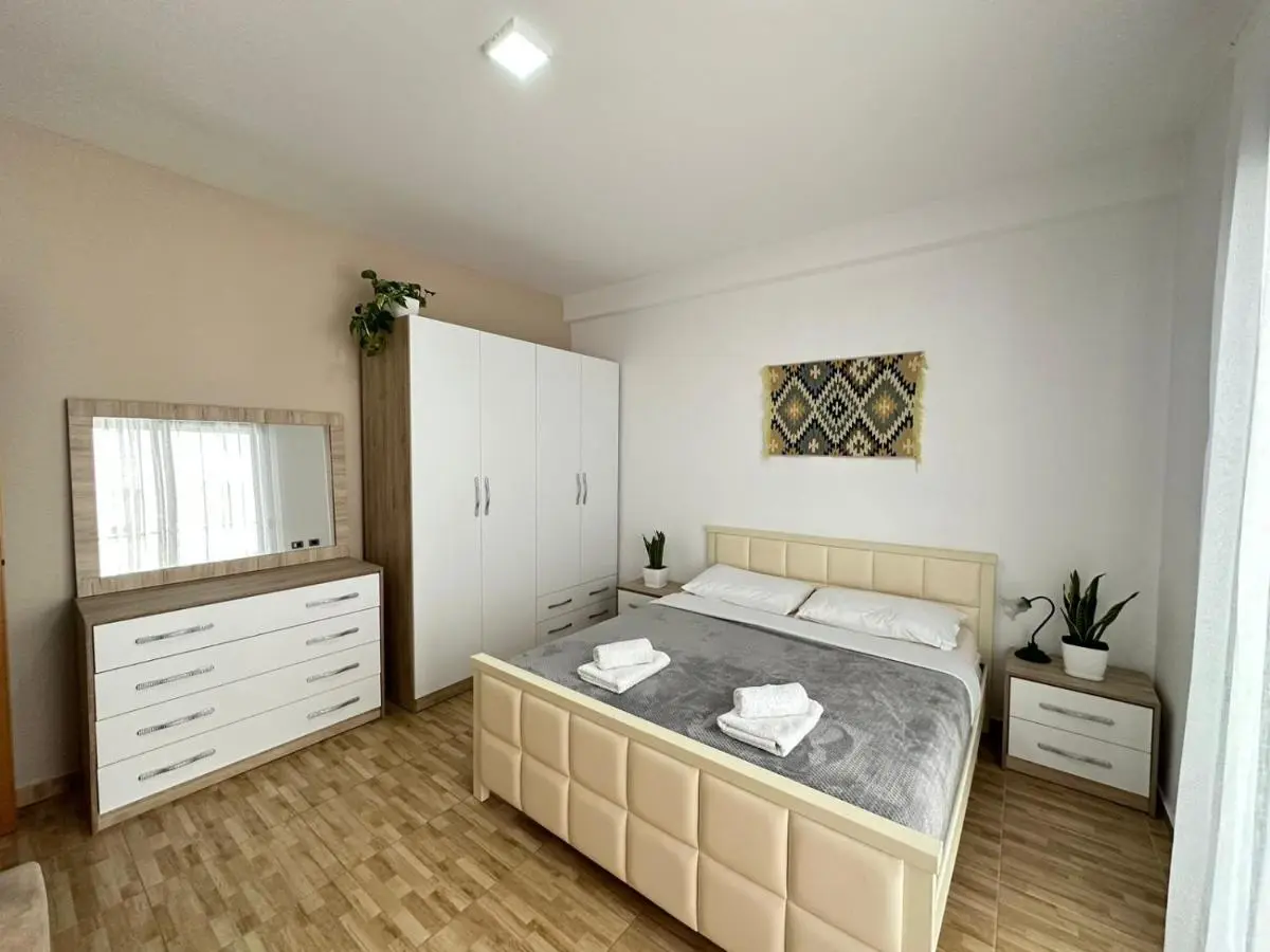 TreA Accomodations - Despacito Port Side