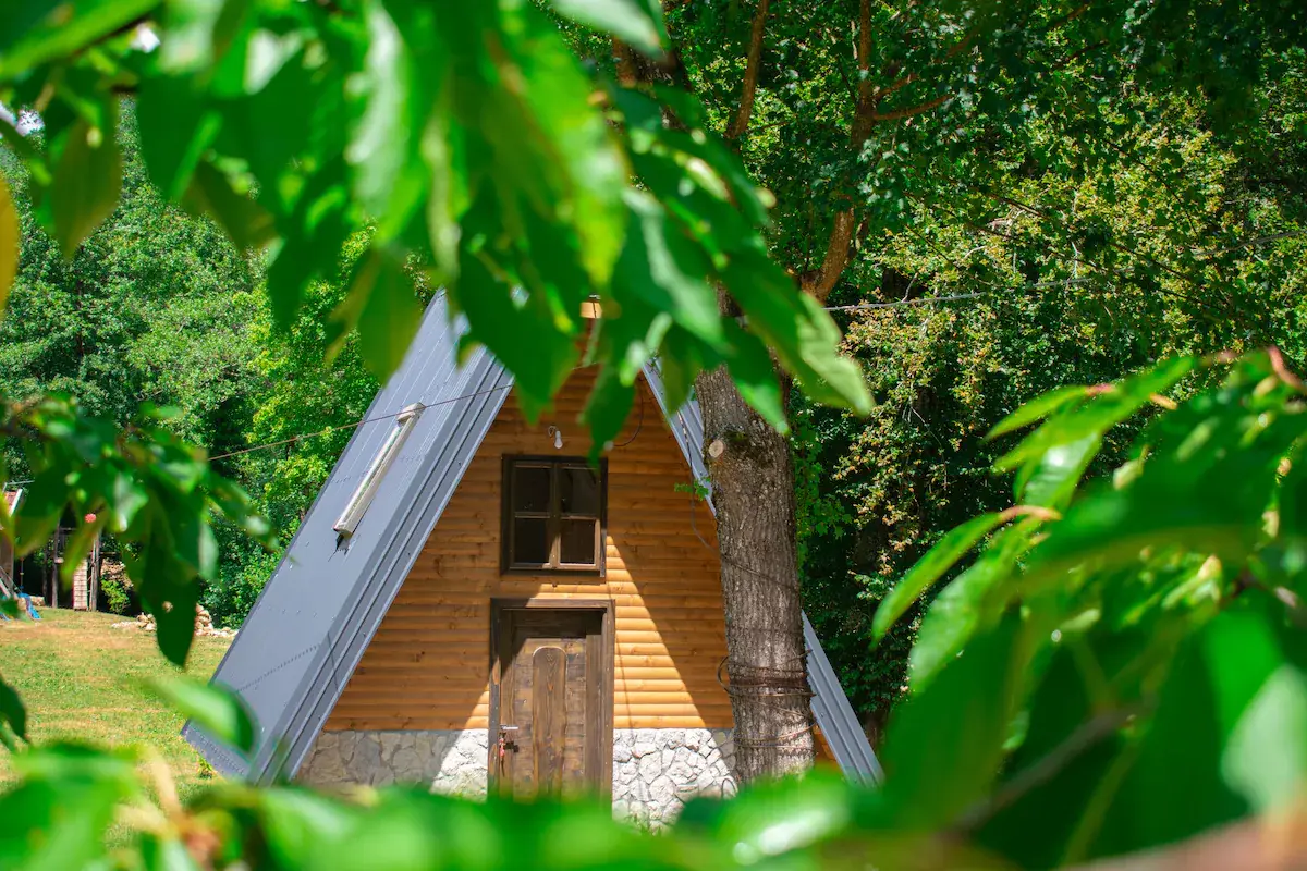 Rika Cottage | Solar A-Frame by Una National Park