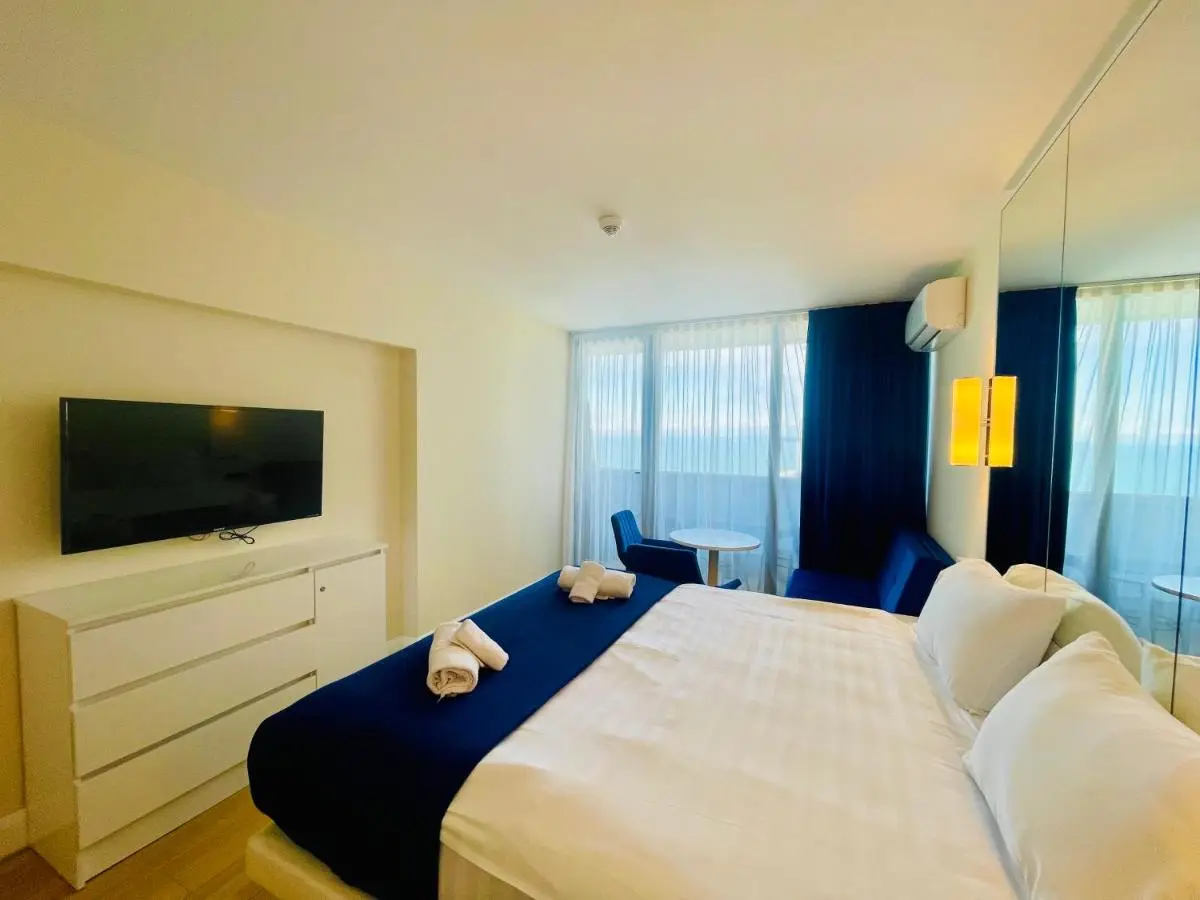 Royal Sea Breeze Apartments