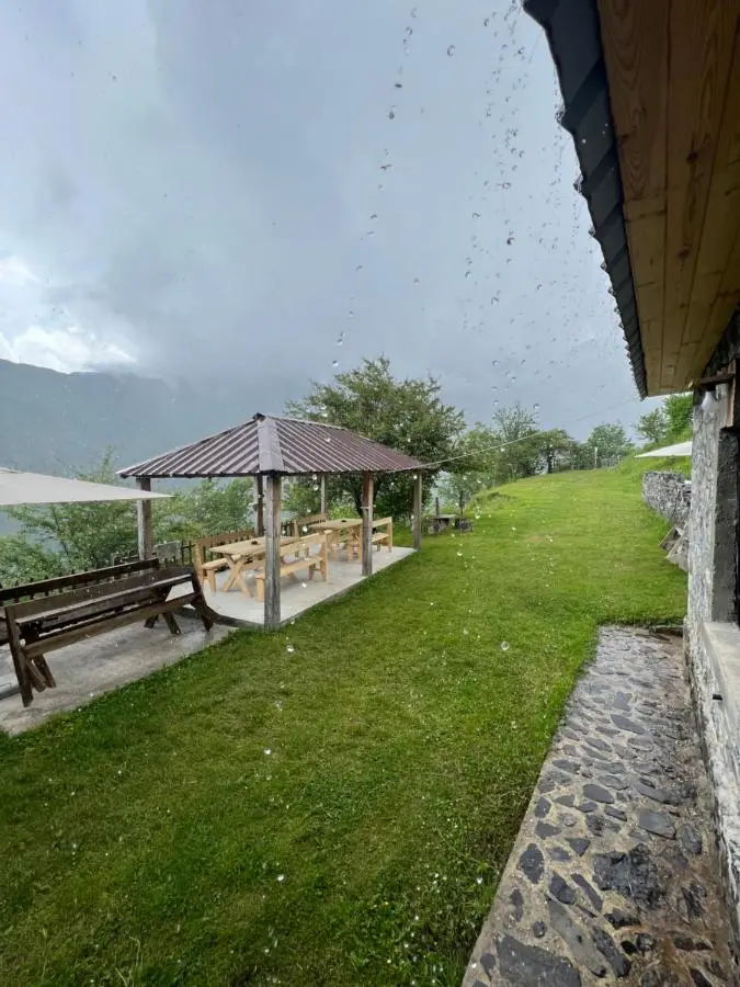 Guest House Gjelaj