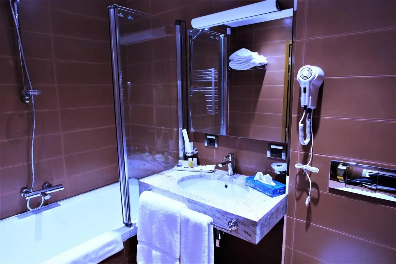 Tirana International Hotel & Conference Center