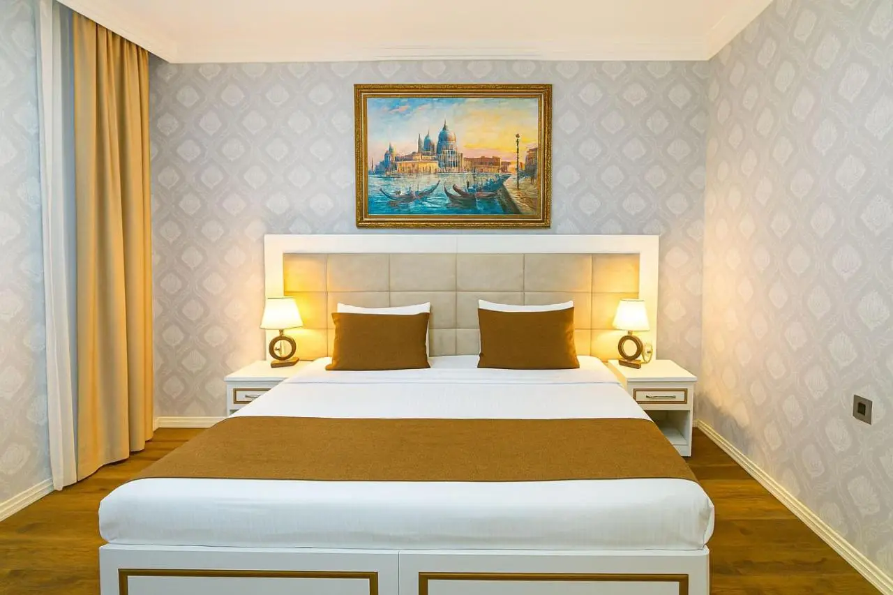 Maris Hotel Baku