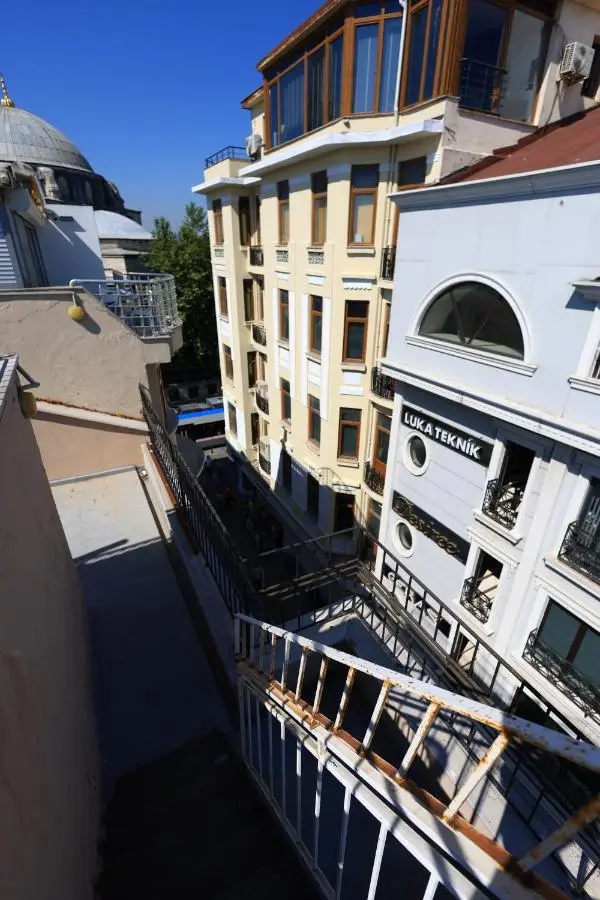 New House Hotel