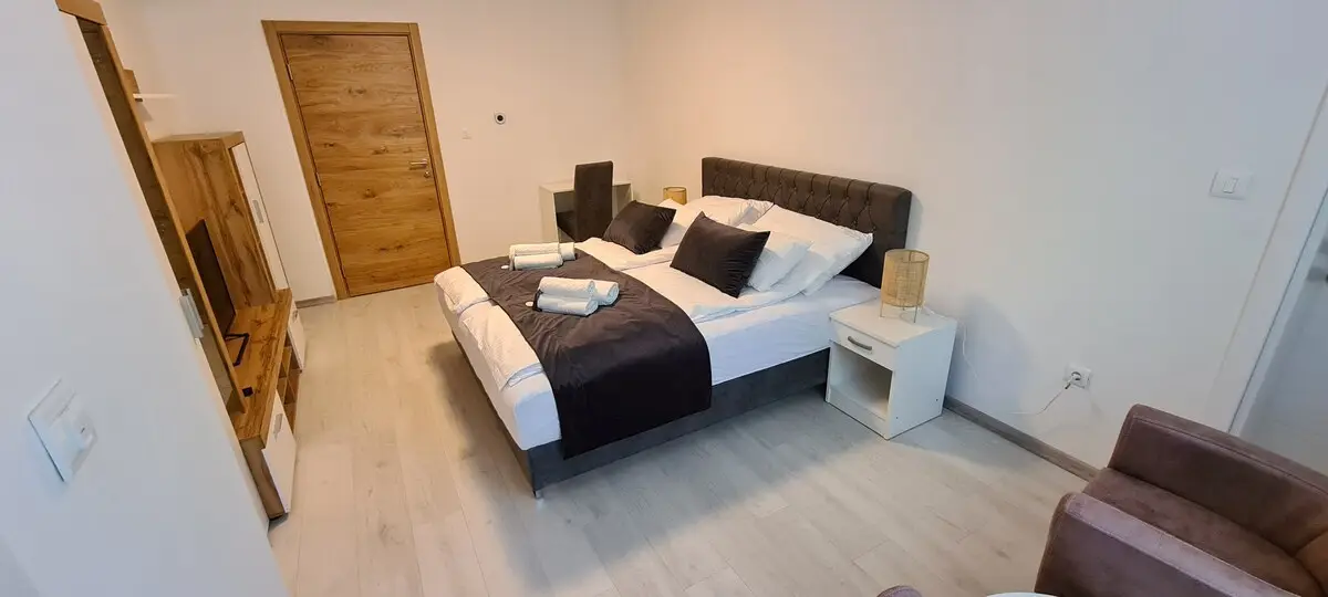 Apartment, 4BDR, shared pool
