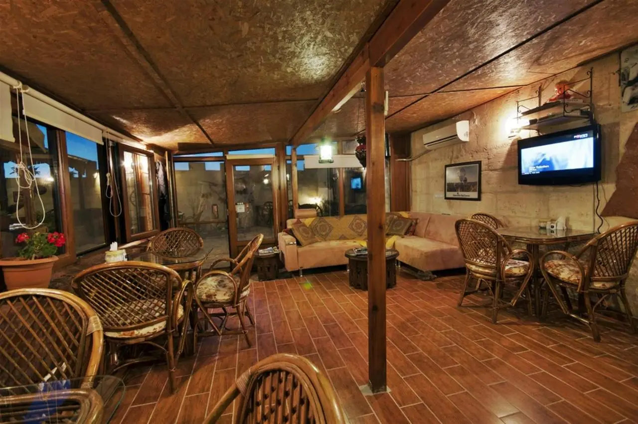 Adanos Konuk Evi