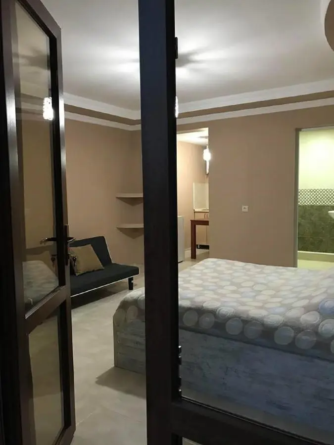15 Kviparosi Guest House