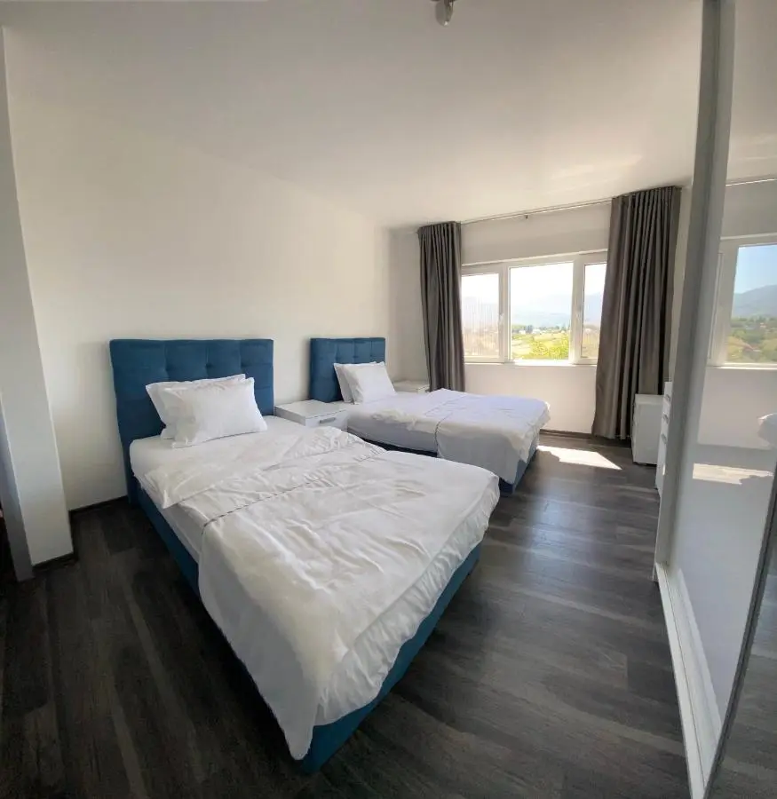 Al Qasr Luxury Villas