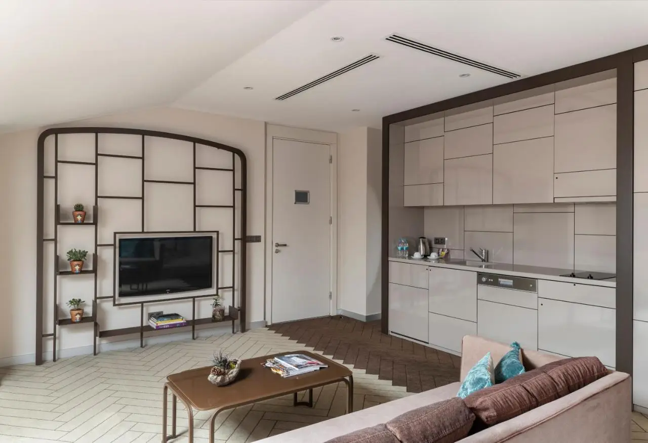 Upsuites Hotel
