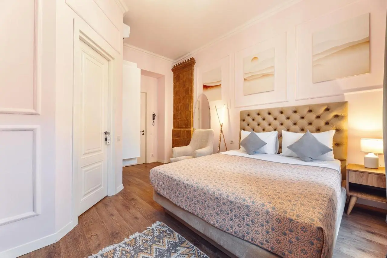 Hotel Manufacturer In Old Tbilisi